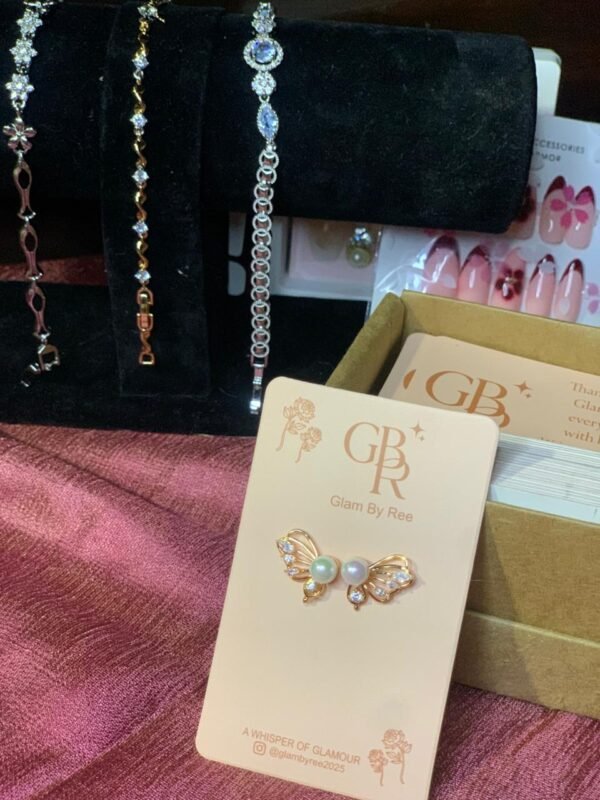 Zuping Butterfly Stud Earrings – Elegant & Cute